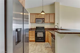 Photo #6: 2558209 Listing 