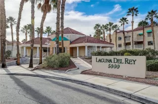 Photo #2: 2558213 Listing 