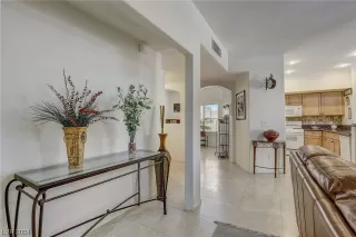 Photo #5: 2558213 Listing 