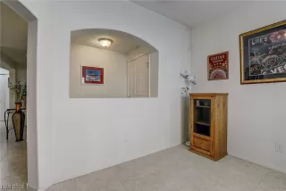 Photo #6: 2558213 Listing 