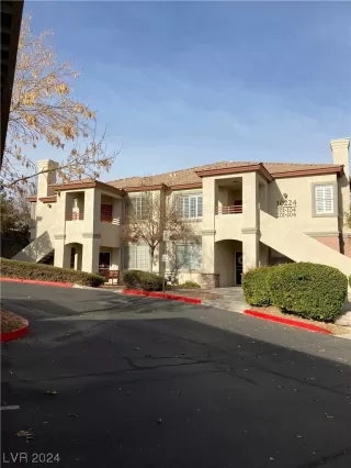 Photo #1: 2558235 Listing 