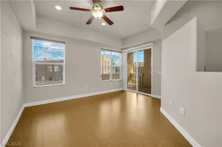 Photo #5: 2558245 Listing