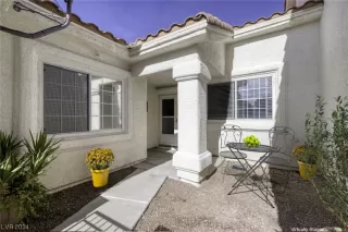 Photo #2: 2558274 Listing