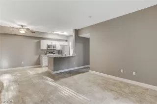 Photo #3: 2558286 Listing 