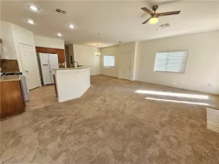 Photo #1: 2558293 Listing 