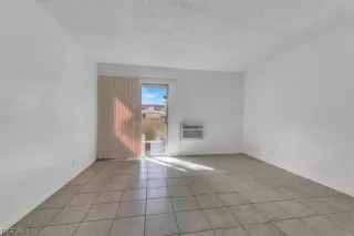 Photo #6: 2558299 Listing 