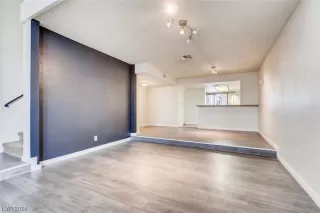 Photo #3: 2558323 Listing 