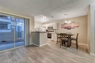 Photo #1: 2558334 Listing