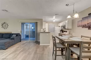 Photo #3: 2558334 Listing