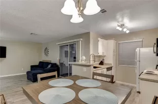 Photo #4: 2558334 Listing