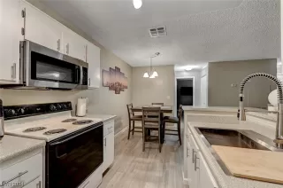 Photo #6: 2558334 Listing