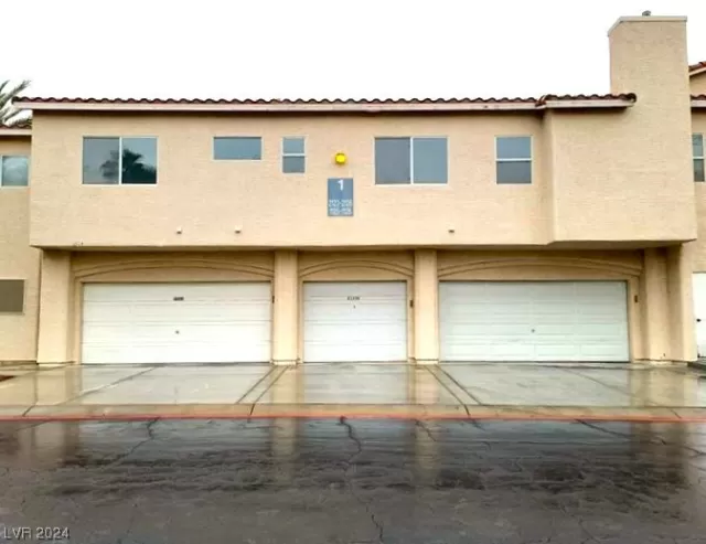 MLS: 2558347 Condo For Sale