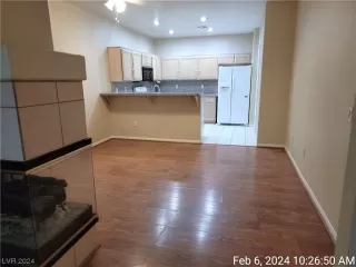 Photo #4: 2558347 Listing 