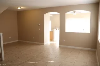 Photo #3: 2558358 Listing 