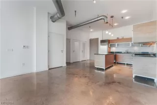 Photo #6: 2558389 Listing 