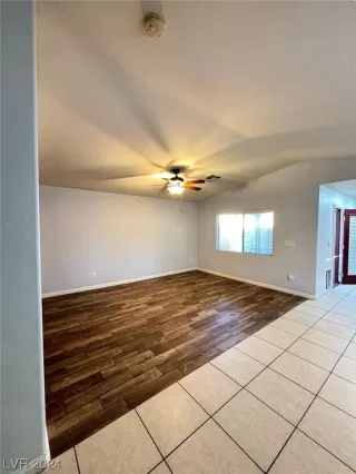 Photo #3: 2558404 Listing 