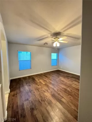 Photo #4: 2558404 Listing 