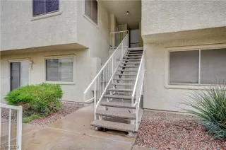 Photo #1: 2558439 Listing