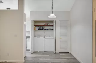 Photo #6: 2558439 Listing