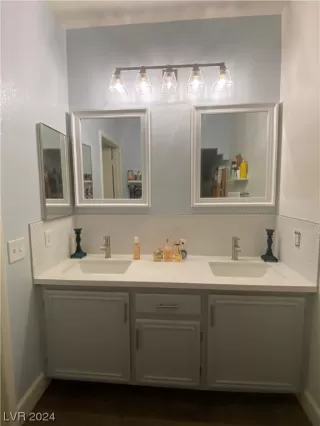 Photo #5: 2558456 Listing