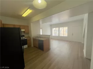 Photo #3: 2558473 Listing 