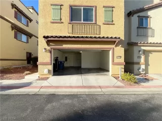 Photo #1: 2558484 Listing 