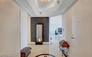 Photo #2: 2558522 Listing 