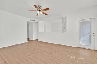 Photo #4: 2558536 Listing