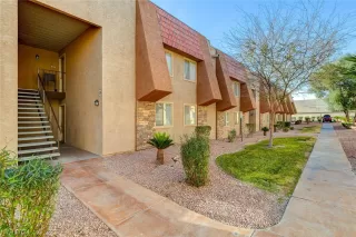 Photo #2: 2558540 Listing