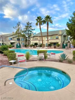 Photo #1: 2558543 Listing 