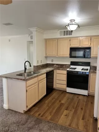 Photo #4: 2558543 Listing 