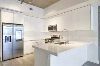 Photo #1: 2558544 Listing