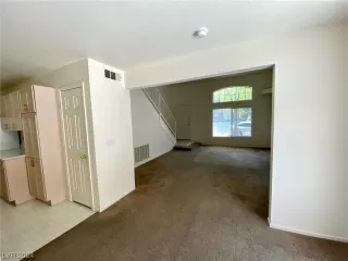 Photo #4: 2558555 Listing 