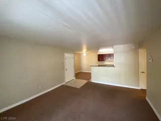 Photo #3: 2558574 Listing 