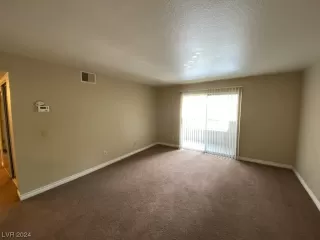 Photo #4: 2558574 Listing 