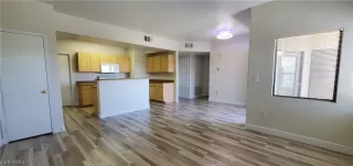 Photo #2: 2558582 Listing 
