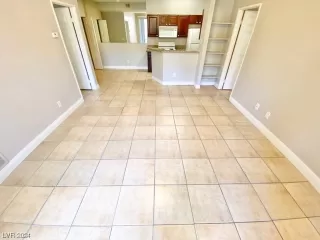 Photo #2: 2558592 Listing 