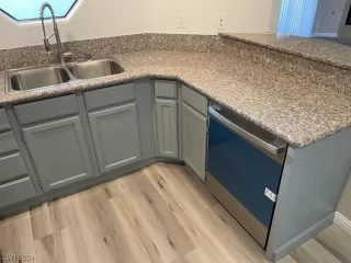 Photo #5: 2558599 Listing 