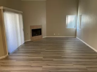 Photo #6: 2558599 Listing 