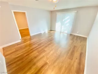 Photo #6: 2558600 Listing 