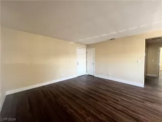 Photo #3: 2558606 Listing 