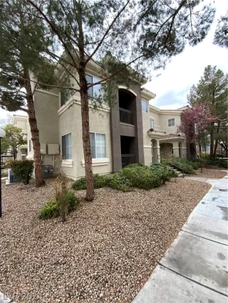 Photo #4: 2558620 Listing 