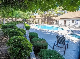 Photo #1: 2558647 Listing 