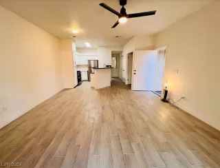 Photo #2: 2558655 Listing 