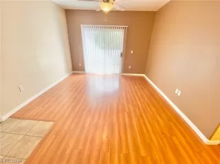 Photo #1: 2558657 Listing 