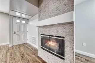 Photo #3: 2558676 Listing