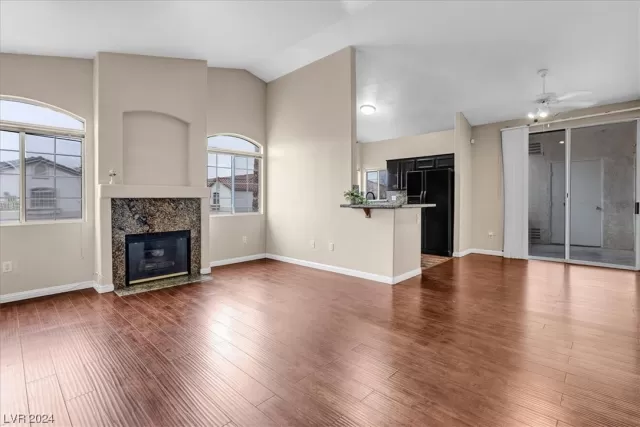 MLS: 2558714 Condo For Sale