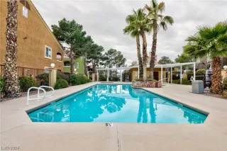 Photo #3: 2558749 Listing 