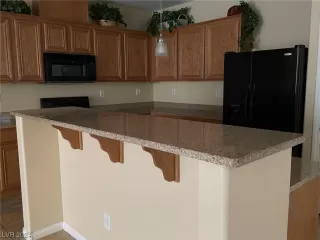 Photo #5: 2558772 Listing 