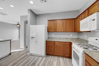 Photo #4: 2558780 Listing 